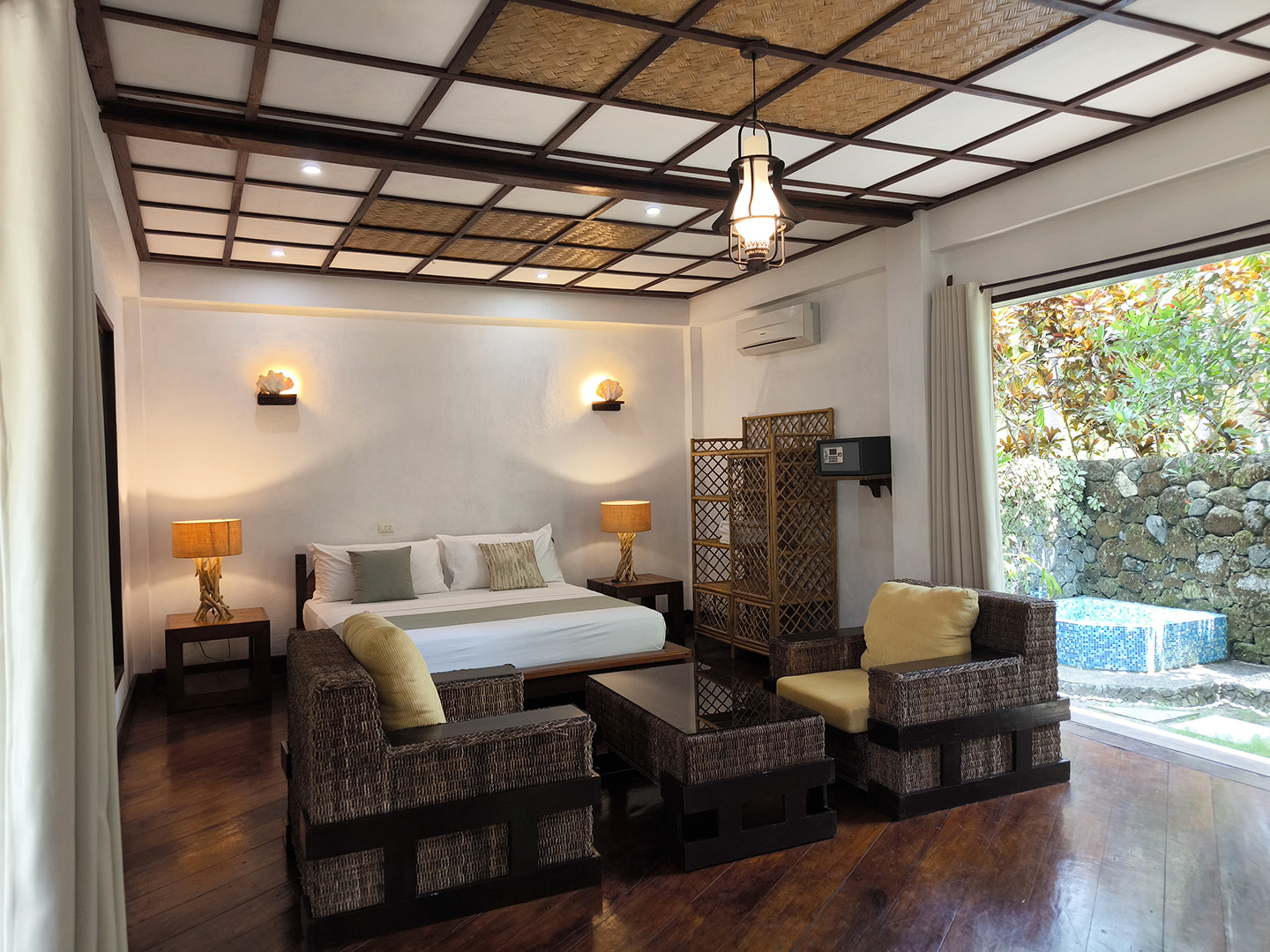 Deluxe Garden