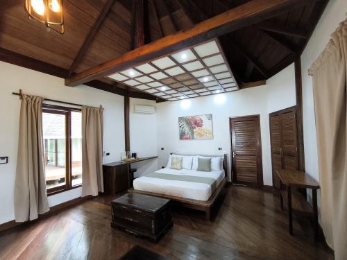 villa-bedroom-dolarog-el-nido